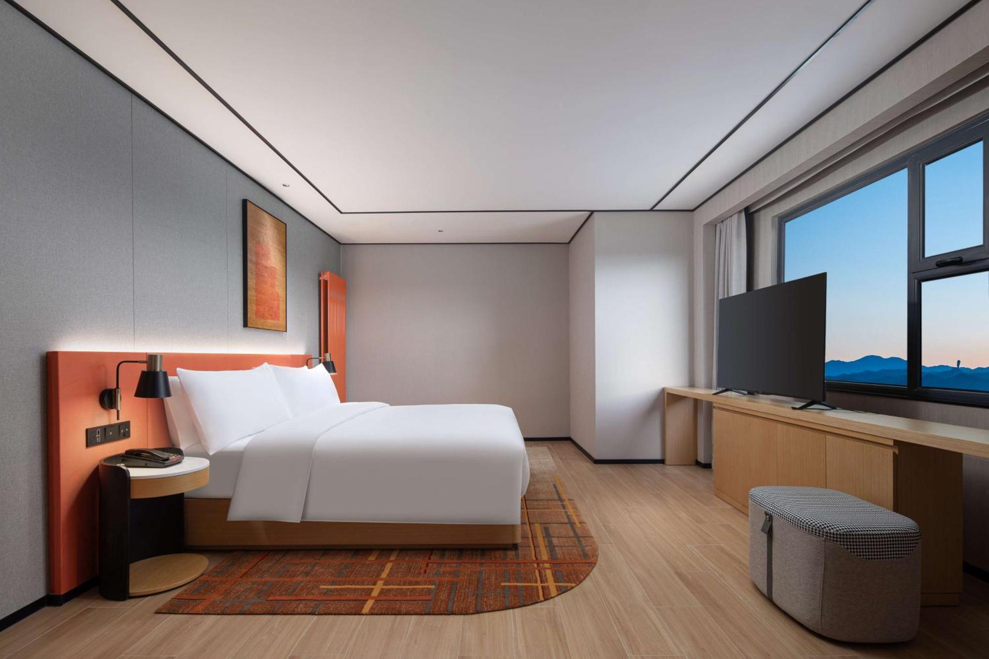 Hilton Garden Inn Chengde Mountain Resort ภายนอก รูปภาพ