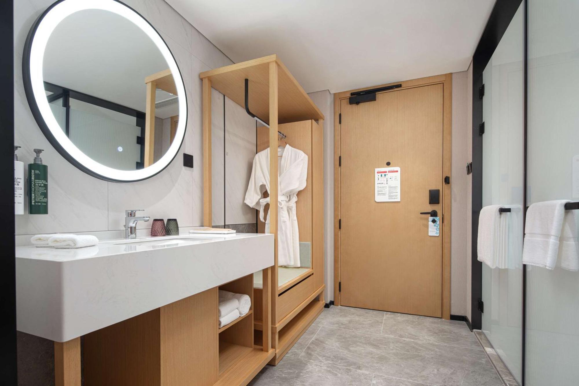 Hilton Garden Inn Chengde Mountain Resort ภายนอก รูปภาพ