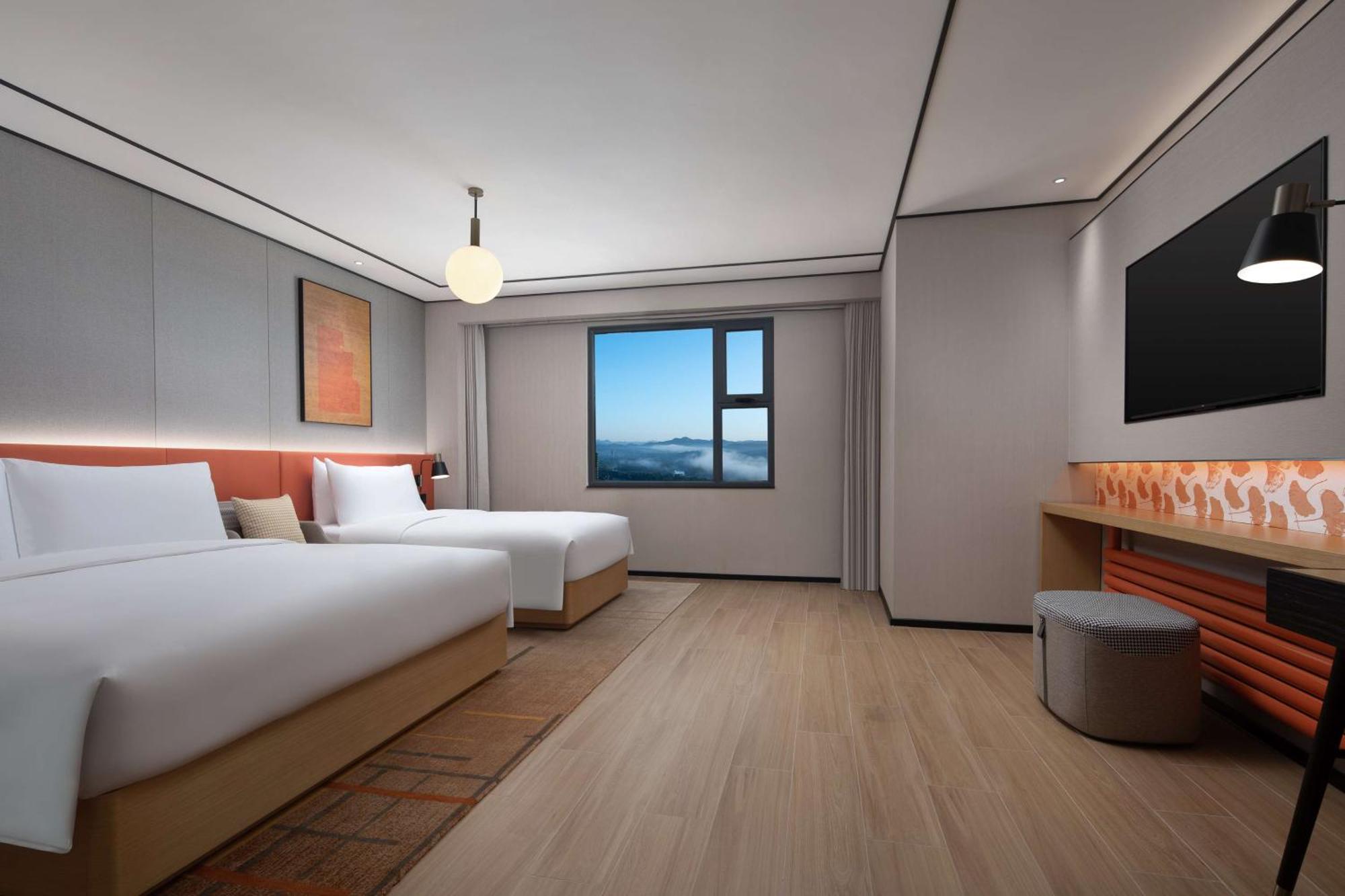 Hilton Garden Inn Chengde Mountain Resort ภายนอก รูปภาพ